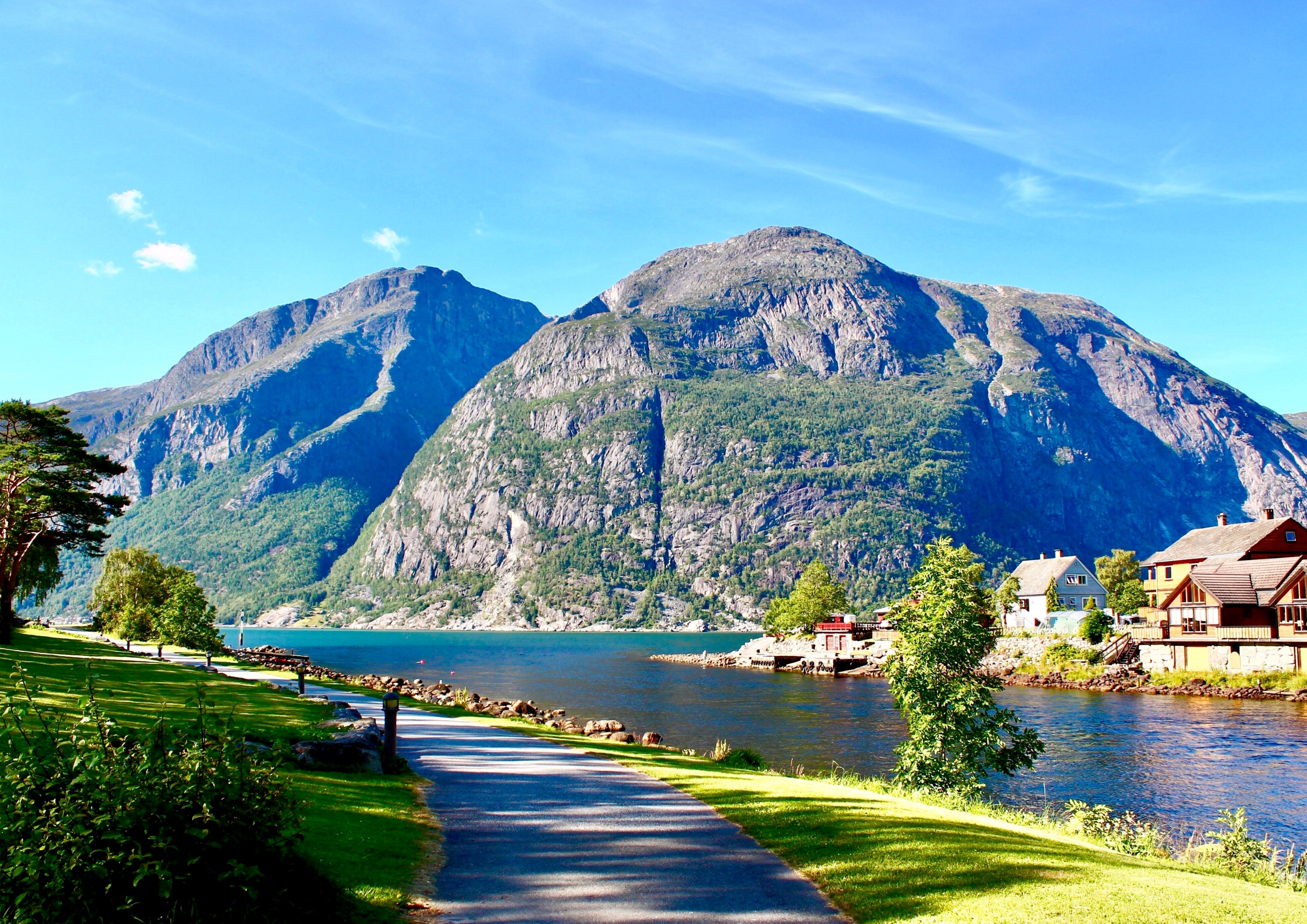 EIDFJORD EN HARDANGERFJORD 