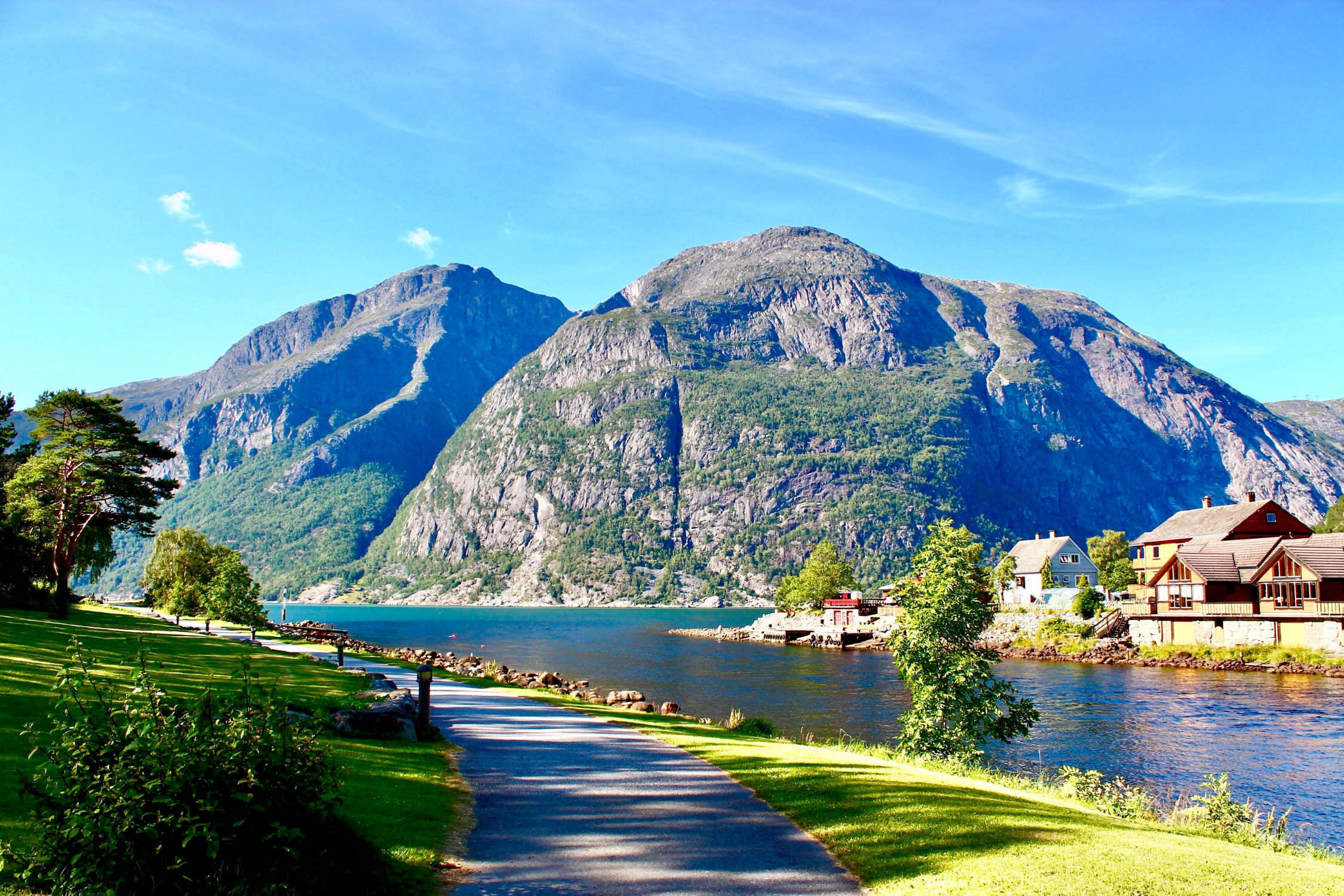 EIDFJORD EN HARDANGERFJORD 